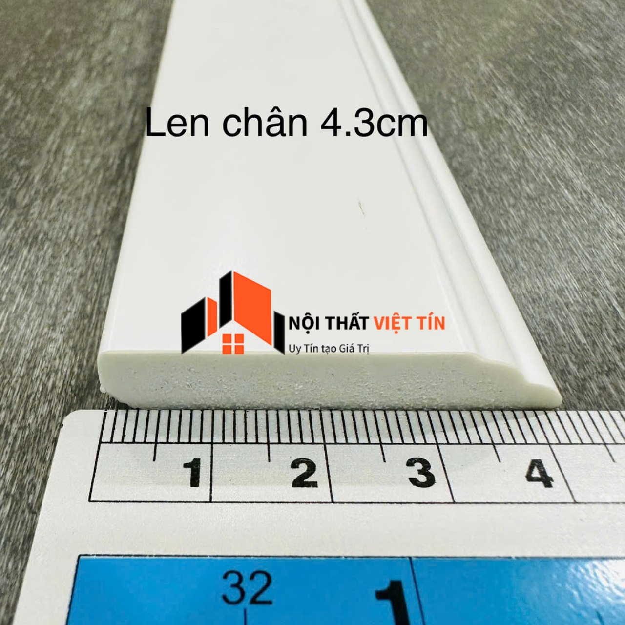 Len chân tường 4.3cm